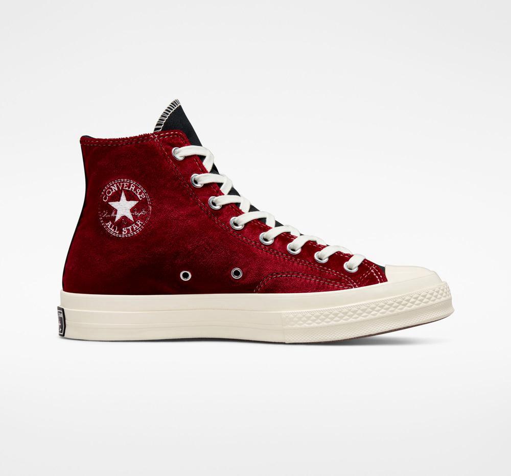 Black / Red / Egret Men's Converse Chuck 70 Beyond Retro Velvet Unisex High Tops India | QELV-82795