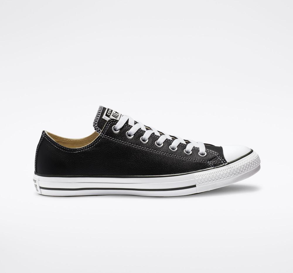 Black Men\'s Converse Chuck Taylor All Star Leather Unisex Low Tops  India |  KXFC-23841