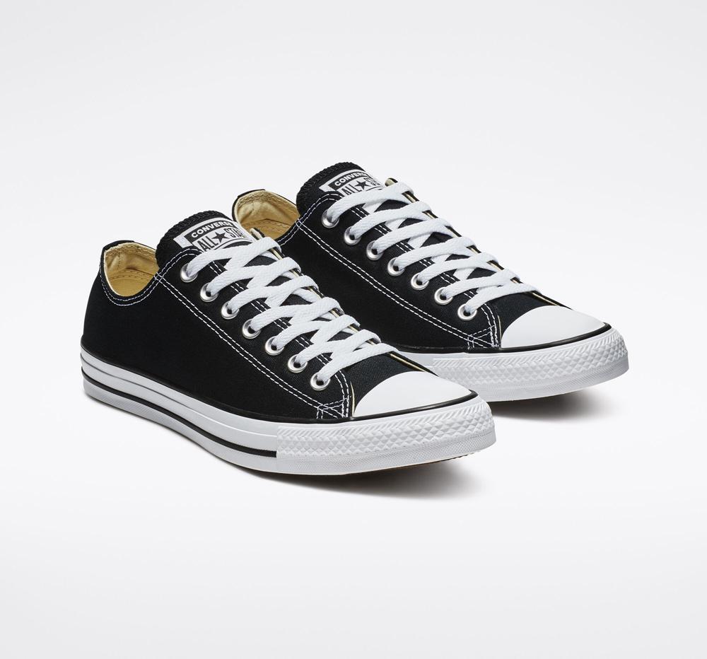 Black Men's Converse Chuck Taylor All Star Classic Unisex Low Tops  India |  QTJE-14270