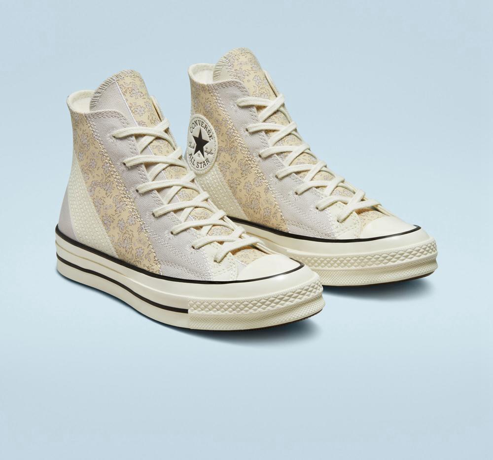 Khaki Pale Putty / Egret / Black Women's Converse Chuck 70 Embroidered Floral High Tops  India |  UGNI-30785