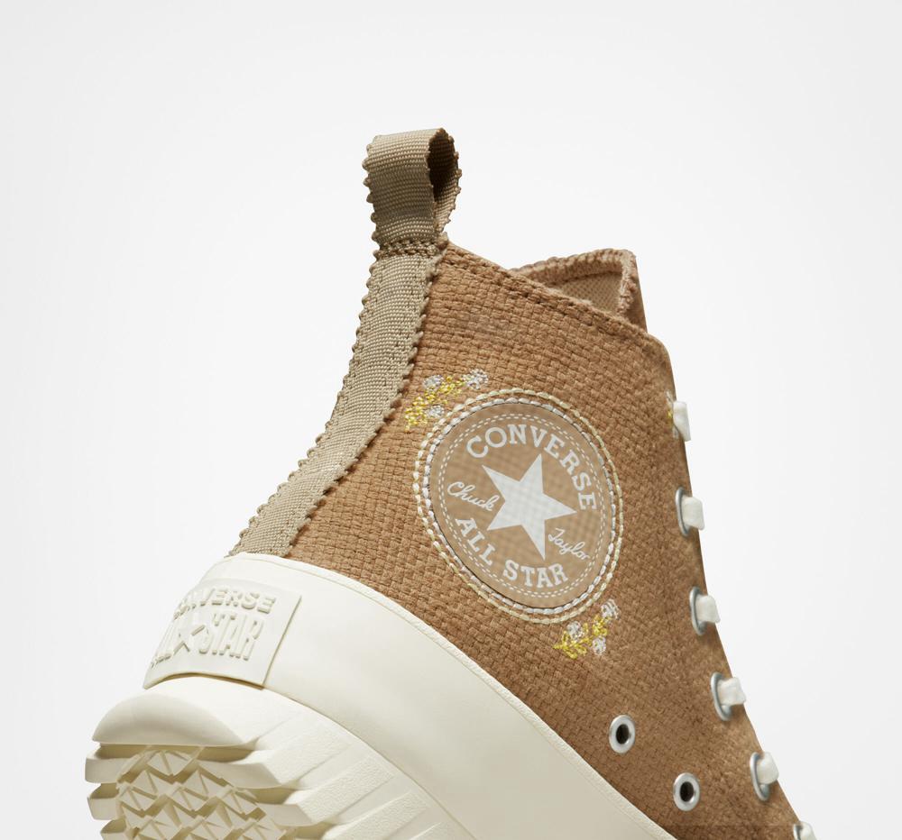 Sand Dune / Nomad Khaki / Egret Men's Converse Chuck Taylor All Star Lugged 2.0 Autumn Embroidery Unisex High Top Platform Shoes  India |  SJFK-61472