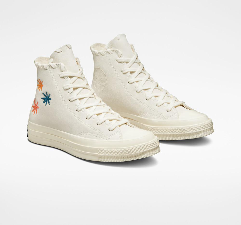 White Egret / Natural Ivory Women's Converse Chuck 70 Embroidered Florals High Tops  India |  JNRO-16829